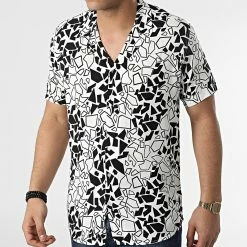 Acheter 🤩 Chemise A Manches Courtes CH22-114 Blanc Noir de KZR 🌟