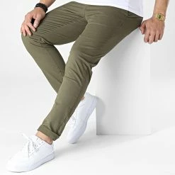 Offres 🧨 Pantalon Chino KD67088 Vert Kaki de KZR 🌟 -KZR Soldes kzr 313518 KD67088 1 ARMY 20220408T160920 03