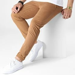 Les meilleures critiques de ✨ Pantalon Chino KD67088 Camel de KZR 🛒 -KZR Soldes kzr 313524 KD67088 1 CAMEL 20220408T160828 03