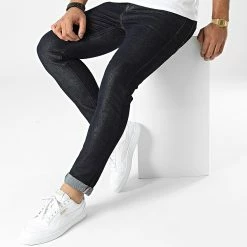 Grosses soldes 😀 Jean Skinny TH37827 Bleu Brut de KZR 😉 8 Grosses soldes 😀 Jean Skinny TH37827 Bleu Brut de KZR 😉 -KZR Soldes kzr 330995 TH37827 BLUE 20220805T142509 03