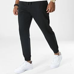 Offres 🔔 Pantalon Jogging D9141 Noir de KZR 😍
