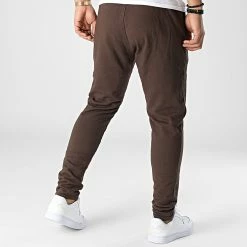 Meilleur prix 🎉 Pantalon Jogging D9140 Marron de KZR 🛒 9 Meilleur prix 🎉 Pantalon Jogging D9140 Marron de KZR 🛒 -KZR Soldes kzr 342077 D9140 BROWN 20221031T161058 04