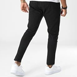 Le moins cher 🔥 Pantalon Jogging D9140 Noir de KZR ❤️ 9 Le moins cher 🔥 Pantalon Jogging D9140 Noir de KZR ❤️ -KZR Soldes kzr 342080 D9140 BLACK 20221027T162225 04
