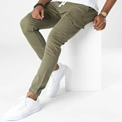 Vente flash ✔️ Pantalon Cargo TH37833 Vert Kaki de KZR 😀 -KZR Soldes kzr 342083 TH37833 ARMY GREEN 20221027T161809 03